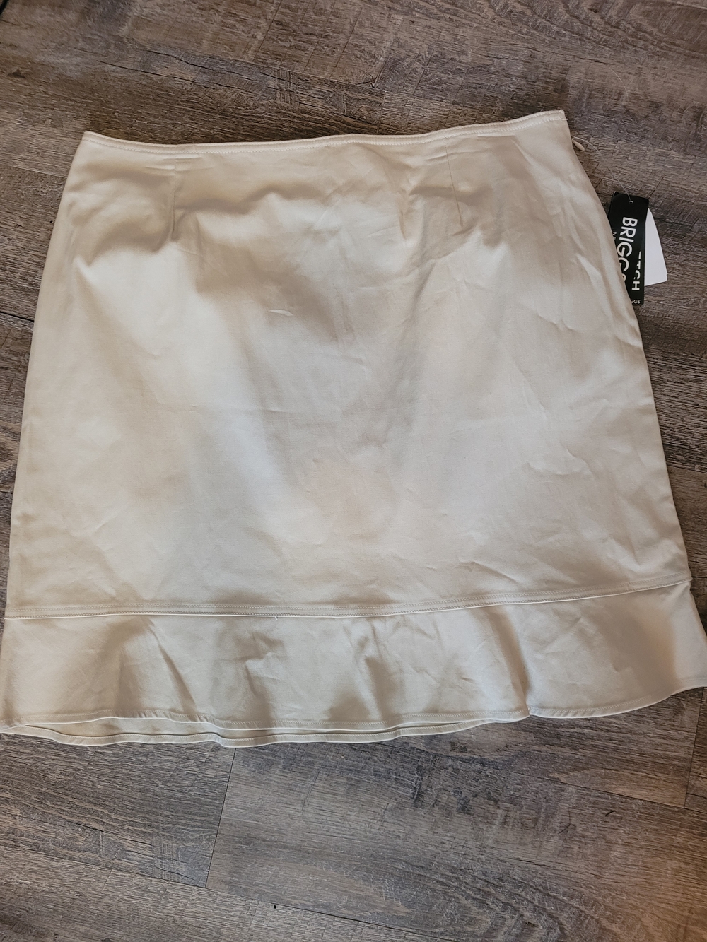 NEW Beige Size 18 Briggs Knee Length Tulip Skirt